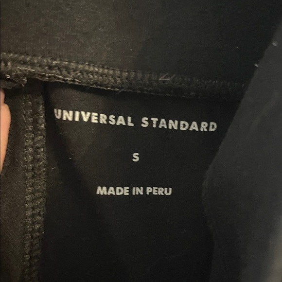 Universal Standard Classic Black Leggings - Picture 2 of 3